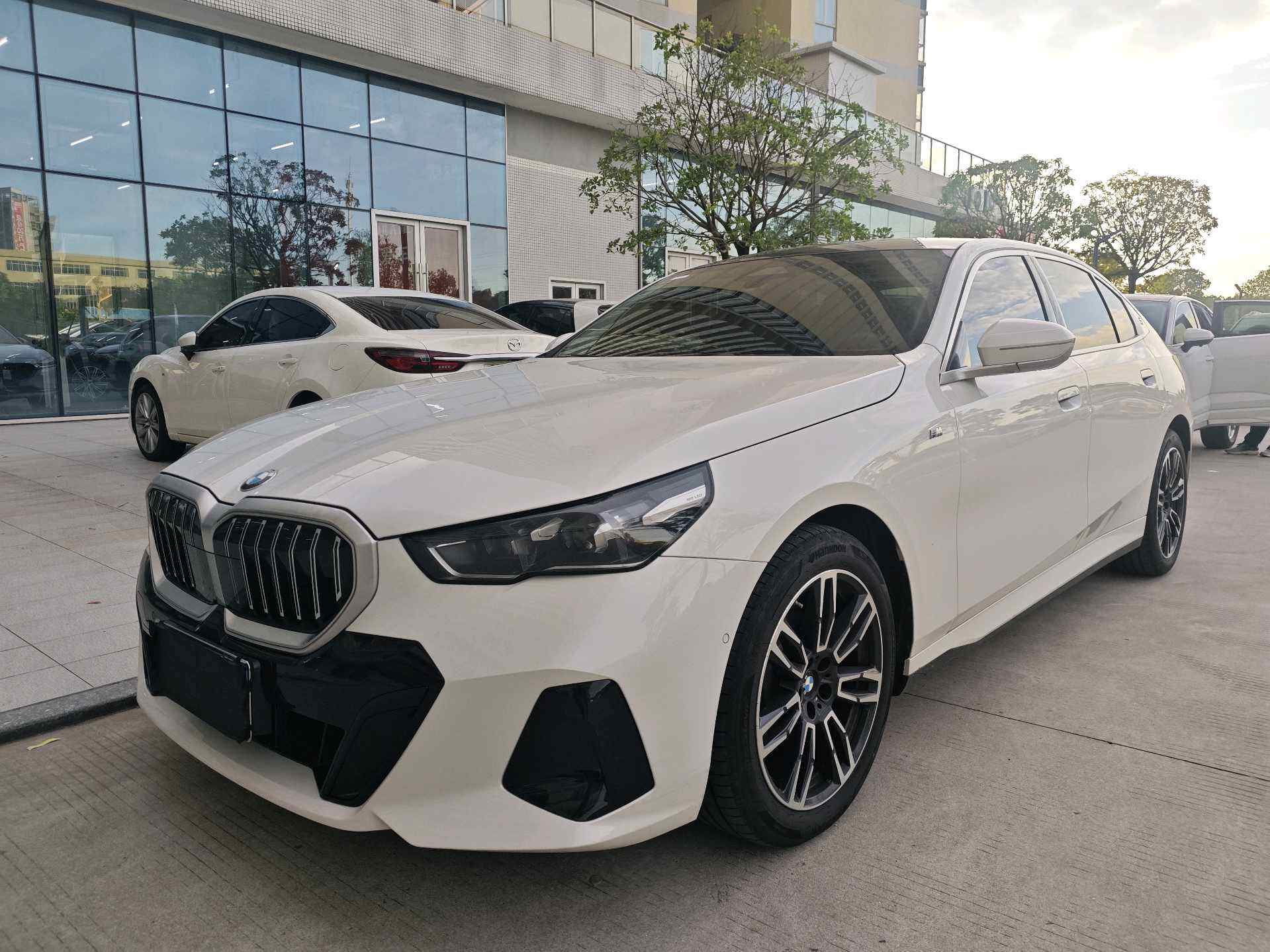2025 525Li 48V 2.0T M Sport Package