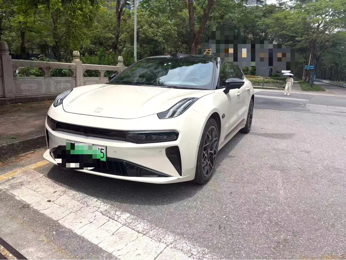 2025 Zeekr 001 WE Edition 100kWh Rear Drive