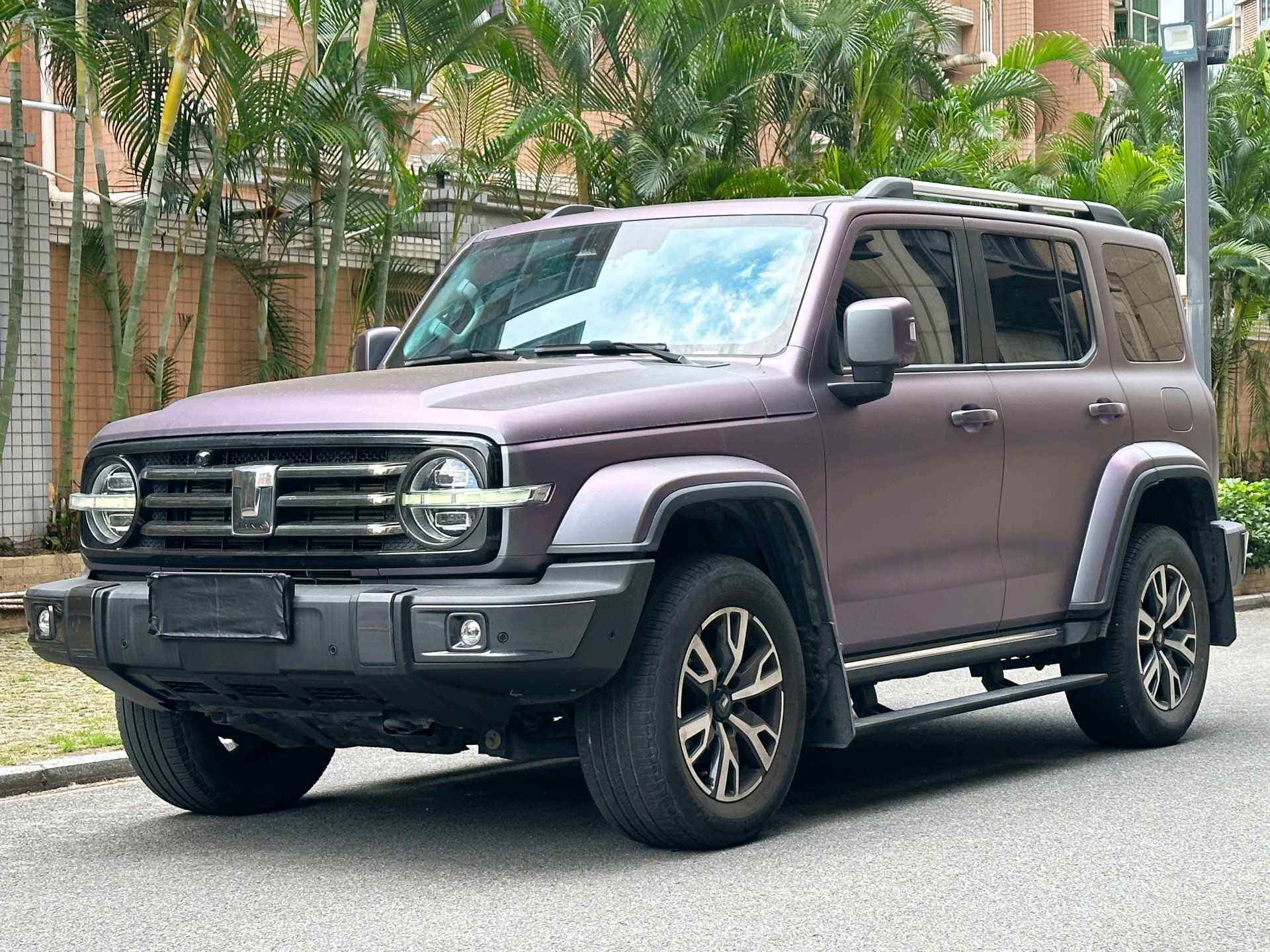 坦克300 2.0T 城市版 很有型