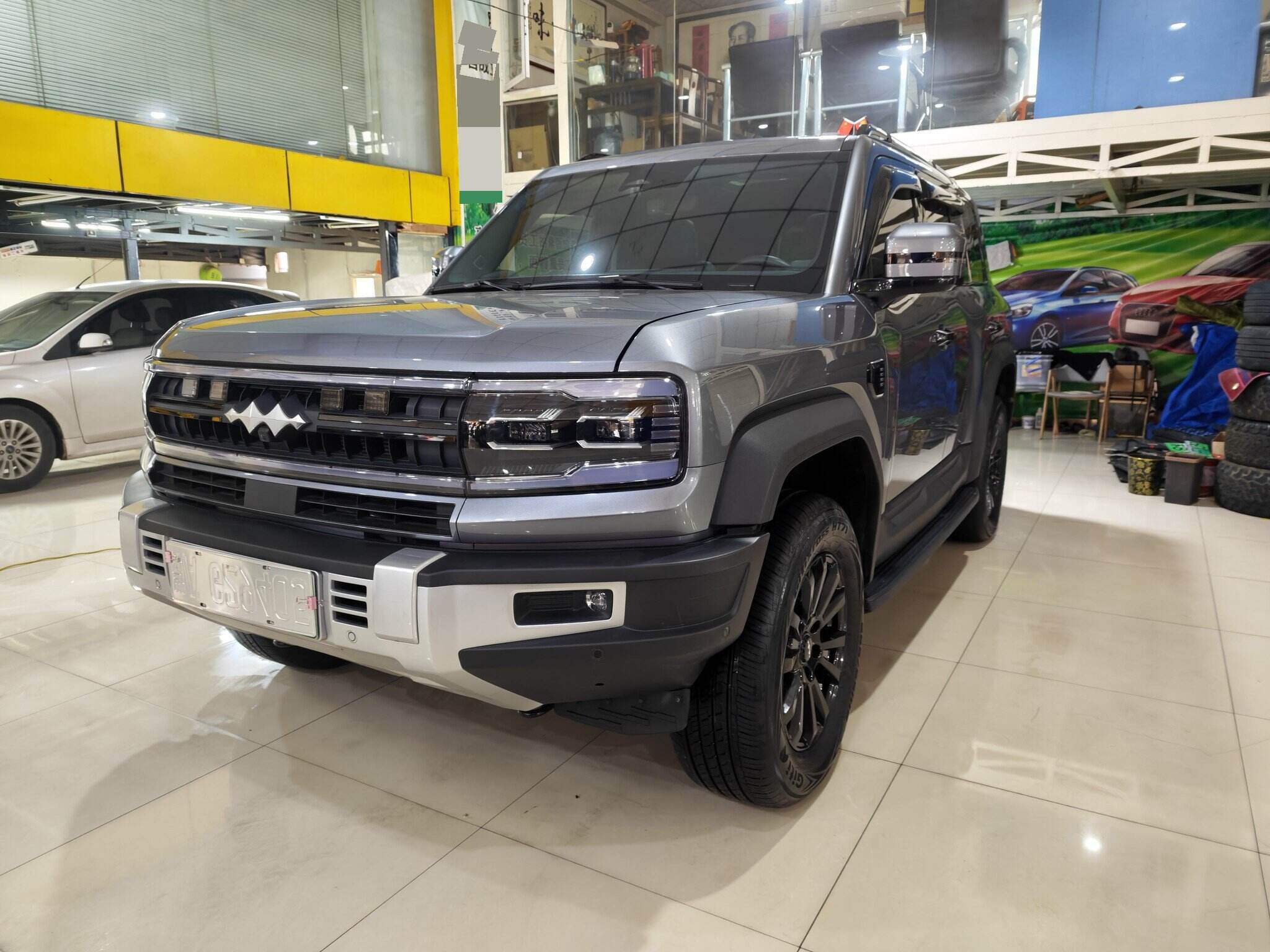 Leopard 5 1.5T CVT Navigator Edition