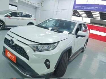 Rav4 Rongfang 2.0 CVT Two Wheel Fashion Edition