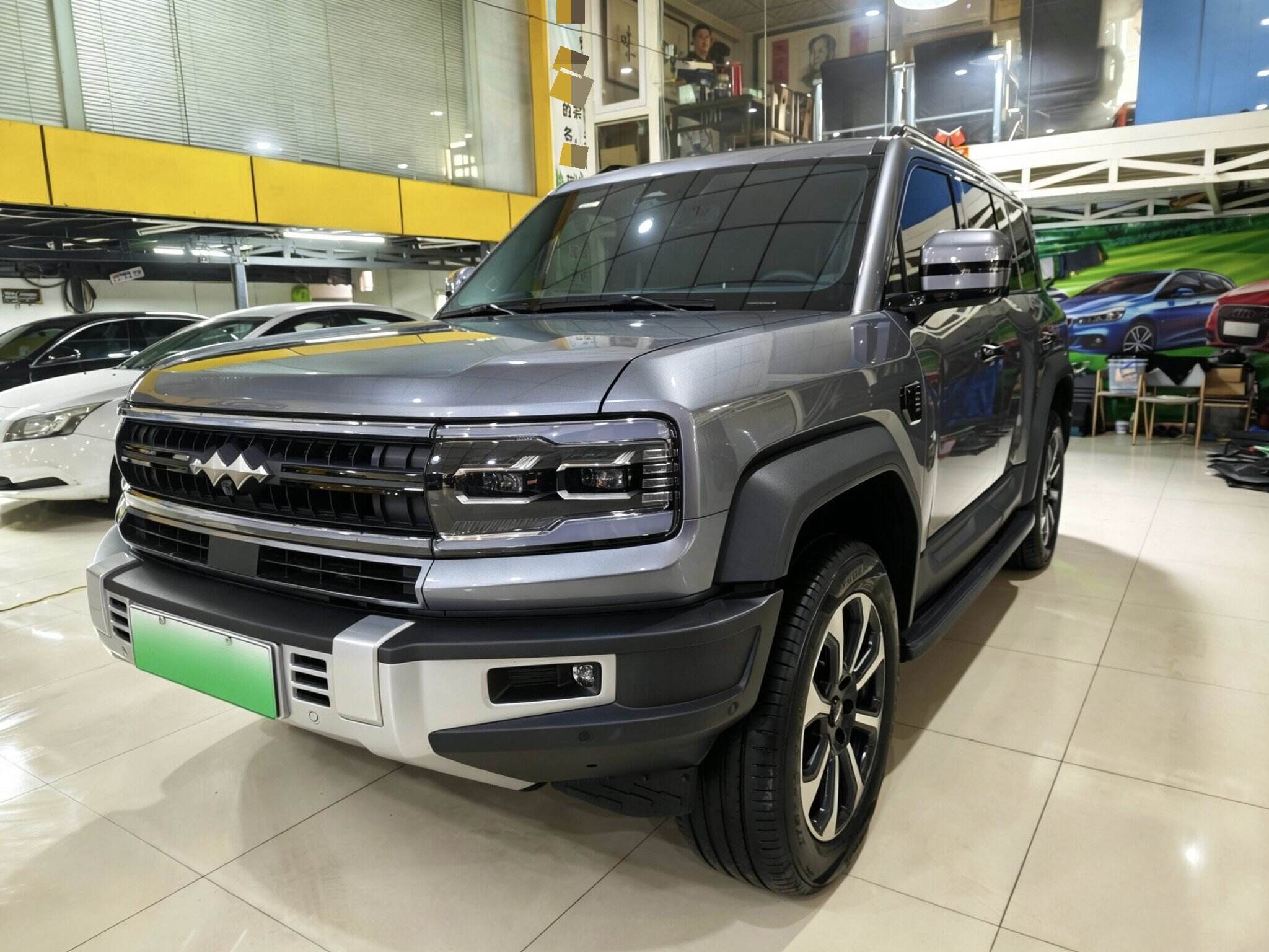 Leopard 5 1.5T CVT Navigator Edition