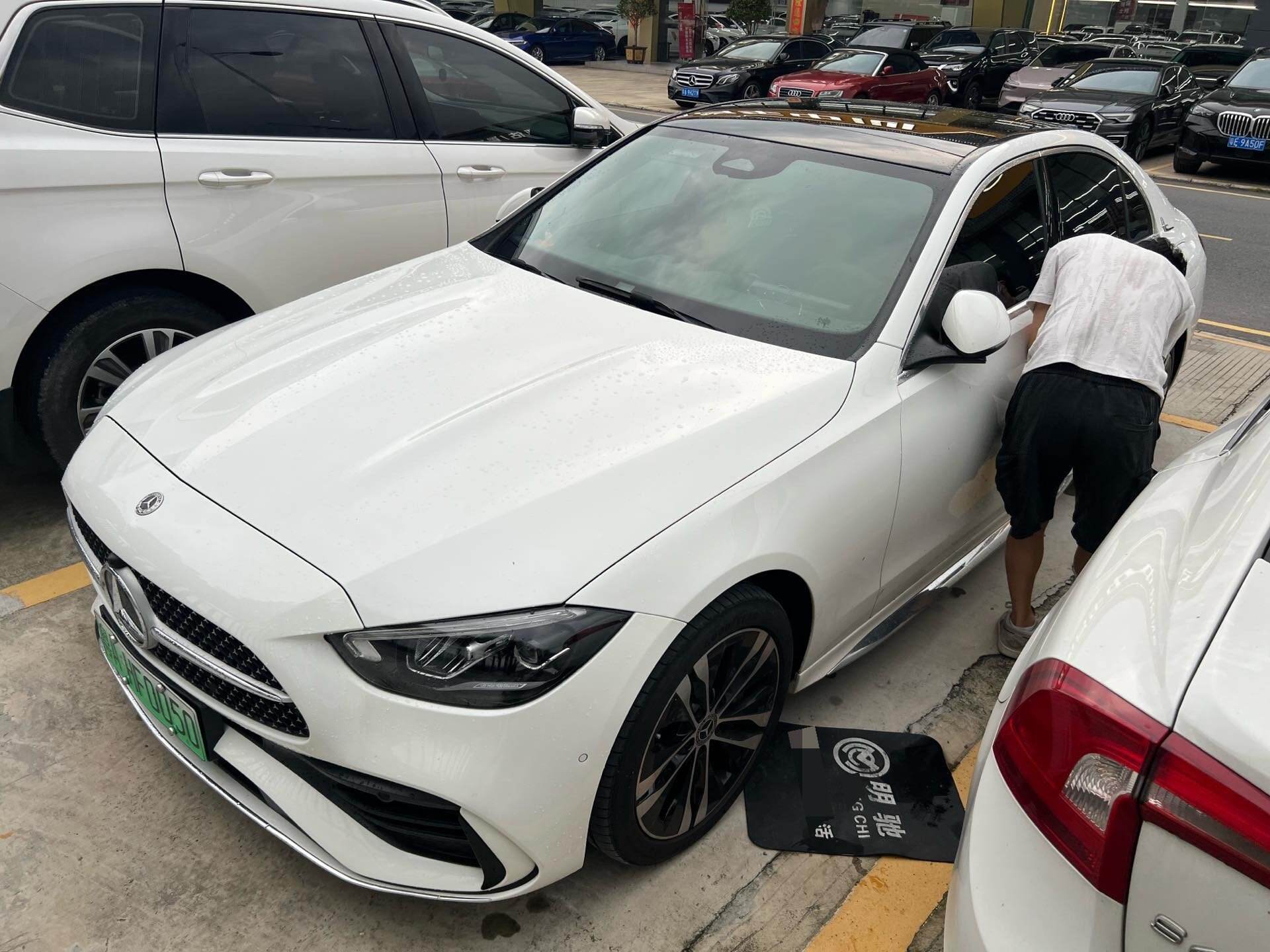 2023 Model C 350 eL