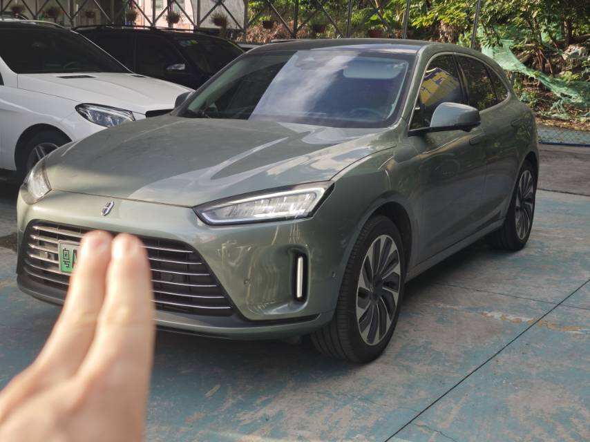 问界M5 4WD至臻 Edition