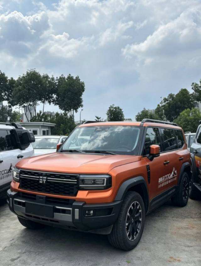 2025 G700 CDM-O 2.0T Realm-Enjoying Edition 6-Seater