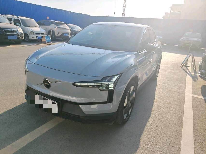 EX30 双电机4WD高性能 Edition Ultra