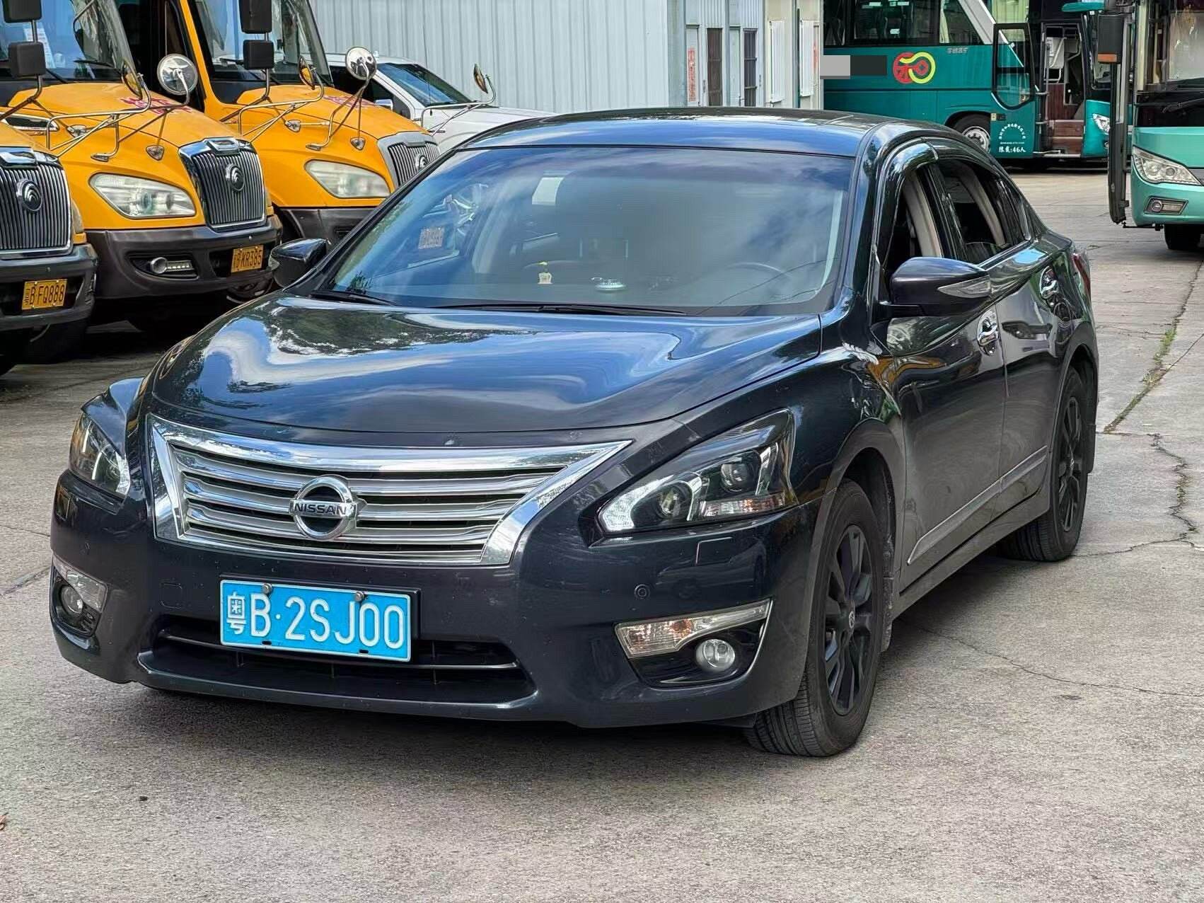 Teana 2.5 CVT XL Leading Edition