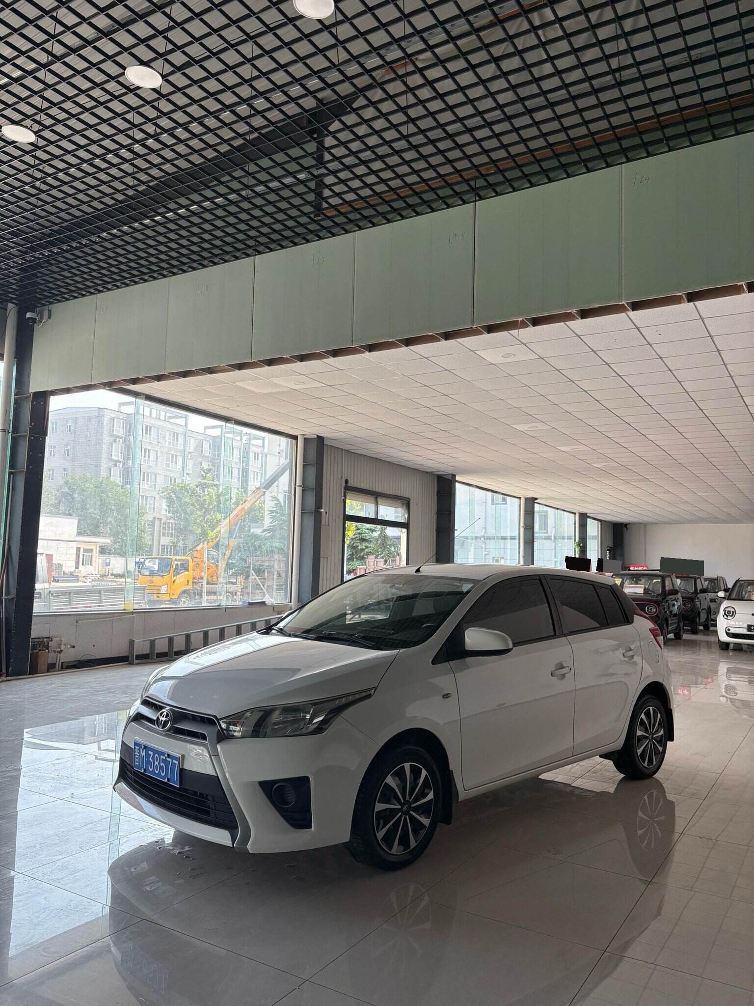 2015 Yaris L 1.5E Dynamic Edition