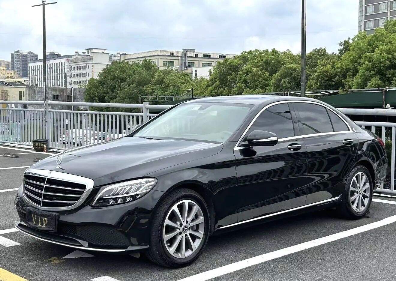 2020 C 200 L 1.5T Fashion运动 Edition(Facelift)