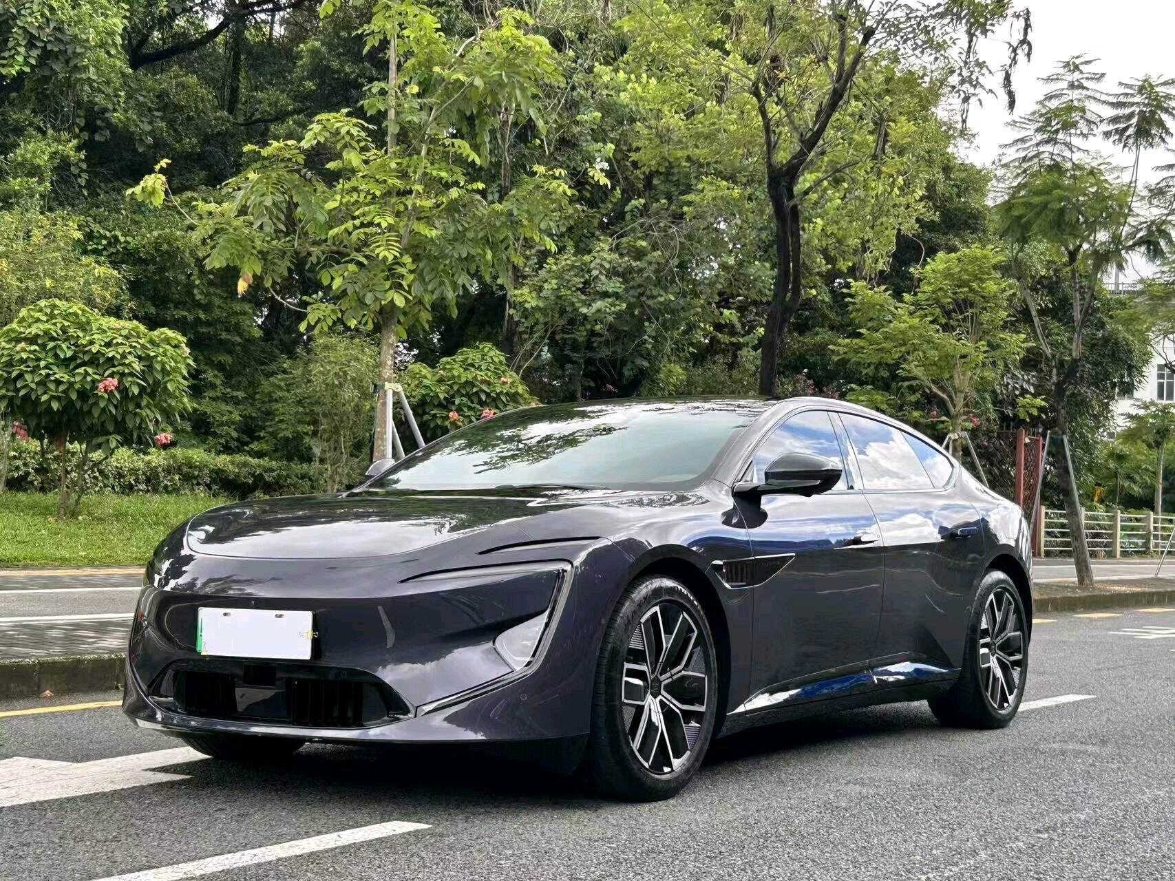 Avitai 12 700 Sanlaser RWD Luxe Edition