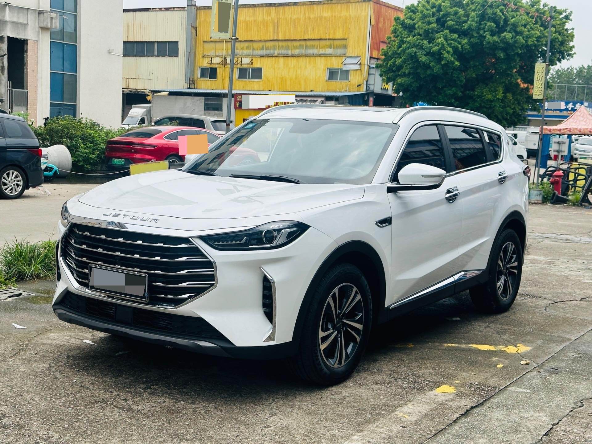 2021 X70 PLUS 1.6T 地PRO 5-Seater