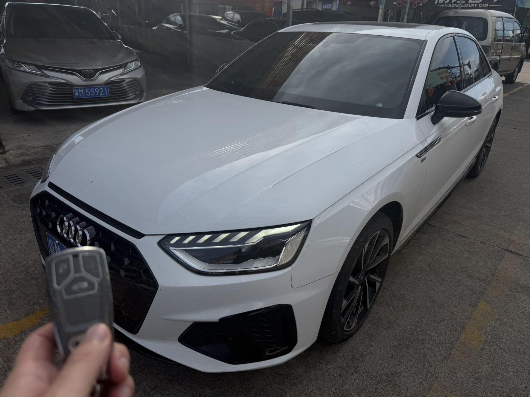 2023 Audi A4L 2.0TFSI 40TFSI Luxury Dynamic