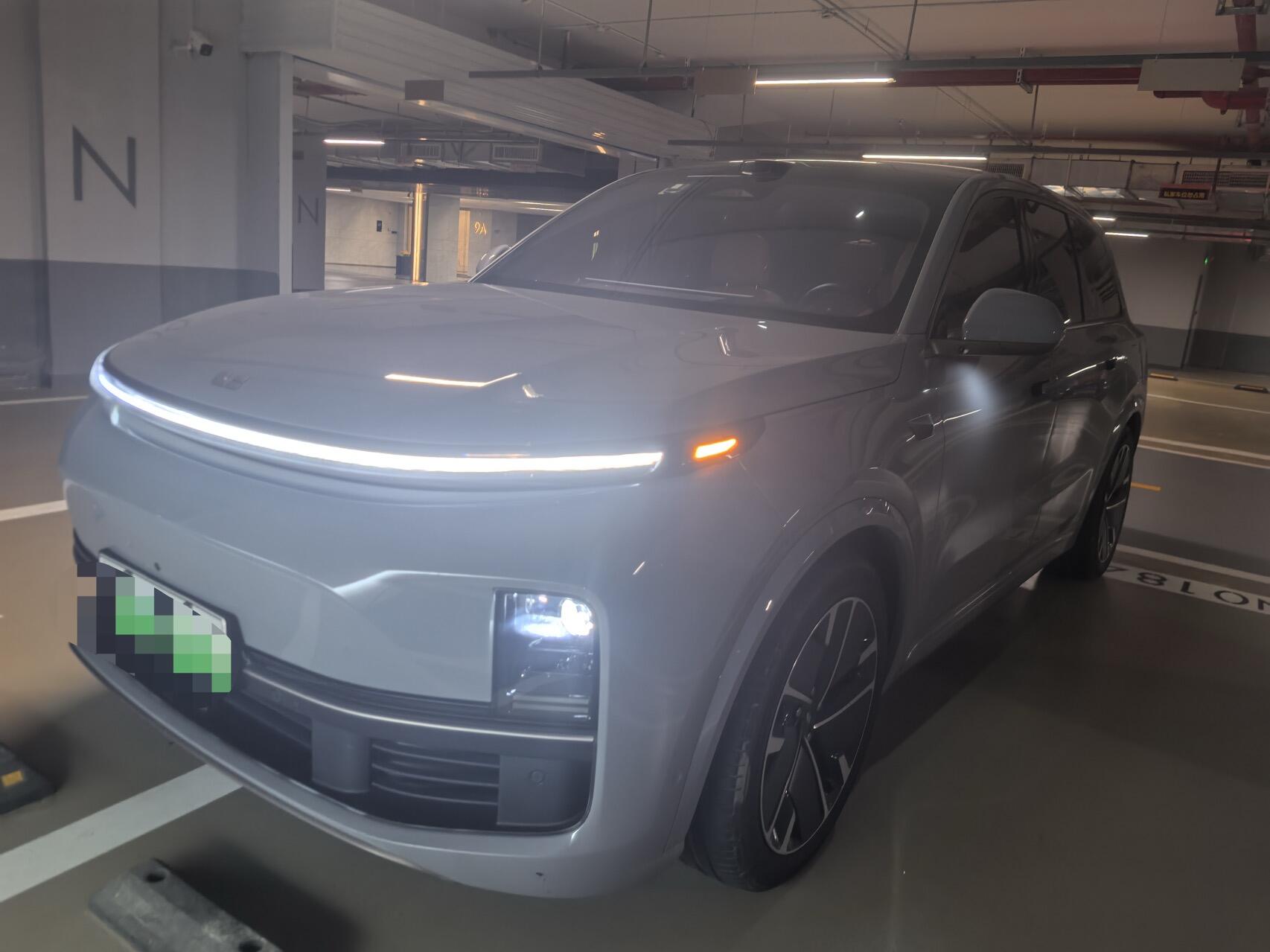 2025 L9 Ultra Smart Refresh Edition