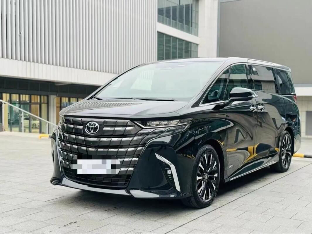埃尔法 2.5 CVT Premium Gold Edition