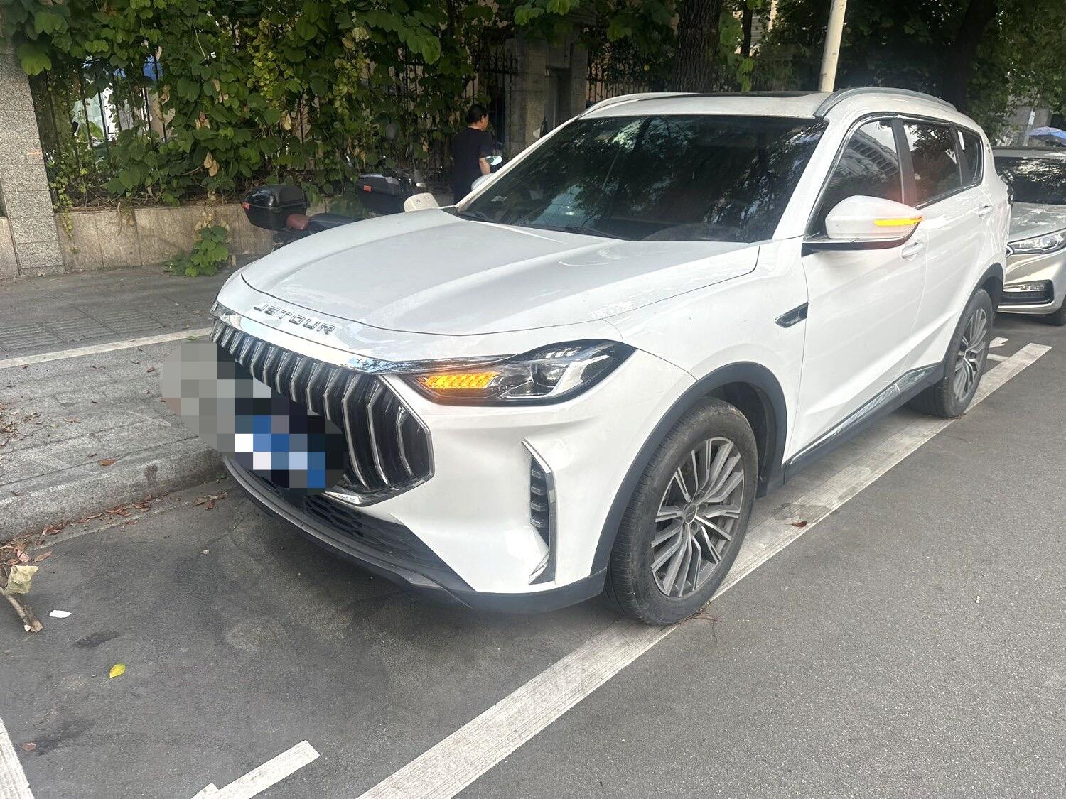 X70 PLUS 1.5T 勇者PLUS 7-Seater
