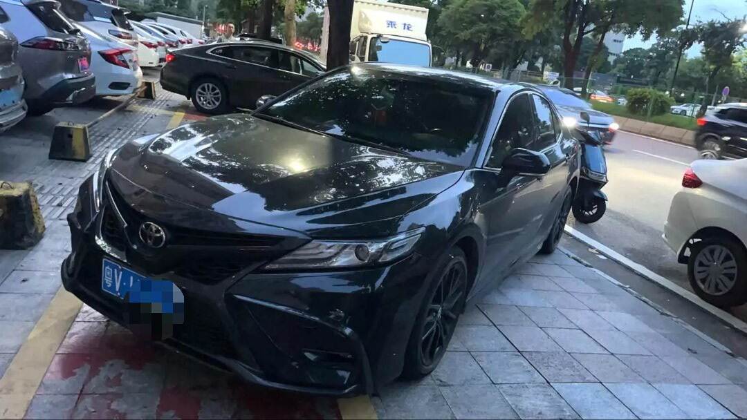 2023 Camry 2.5S骑士版