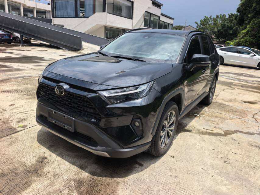 2023 RAV4 Honran 2.0 CVT Two-Wheel Drive Fashion Plus Edition