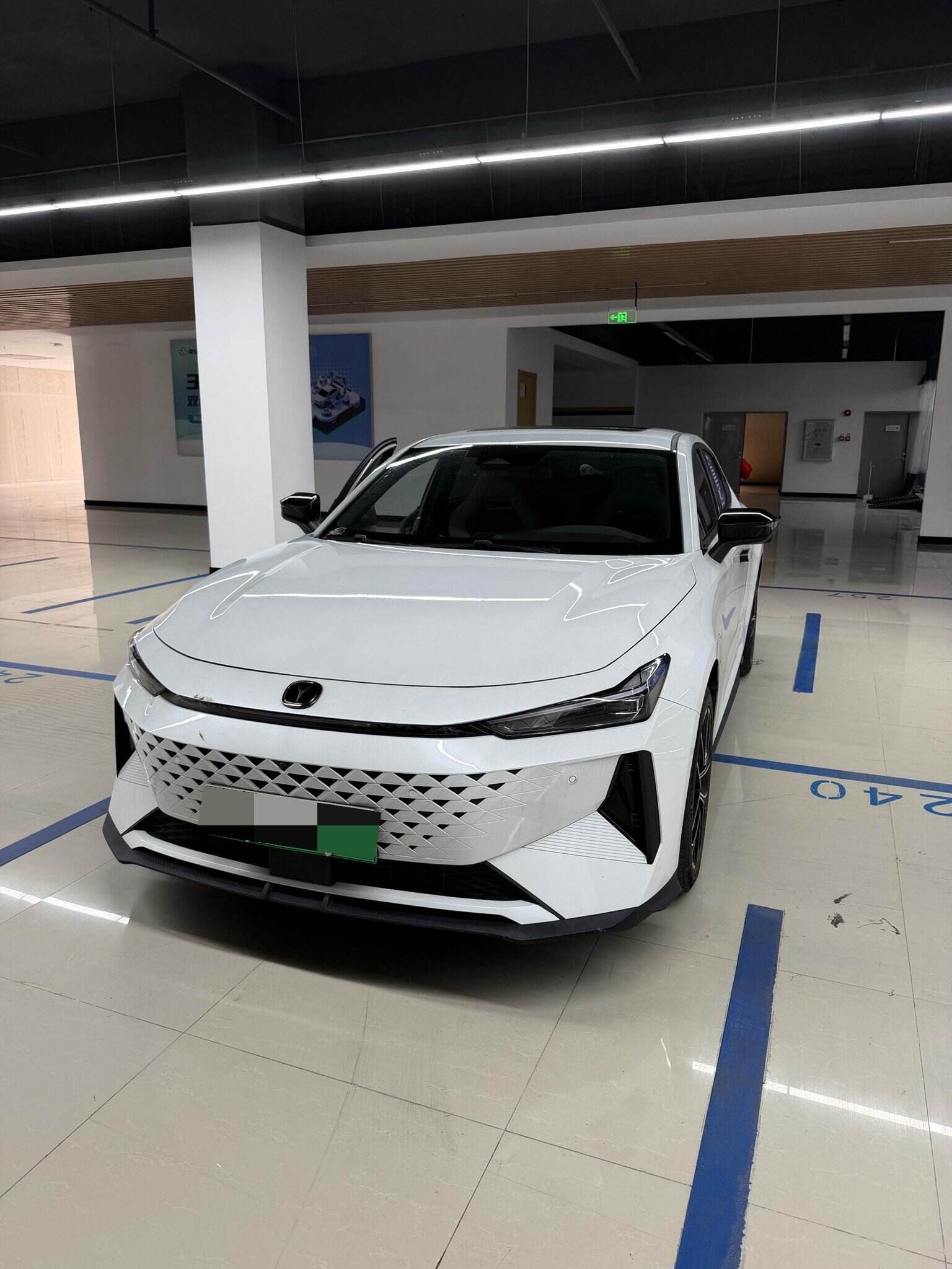 UNI-V Zhineng iDD 1.5 CVT Lanjing 136km Zhiqu Type
