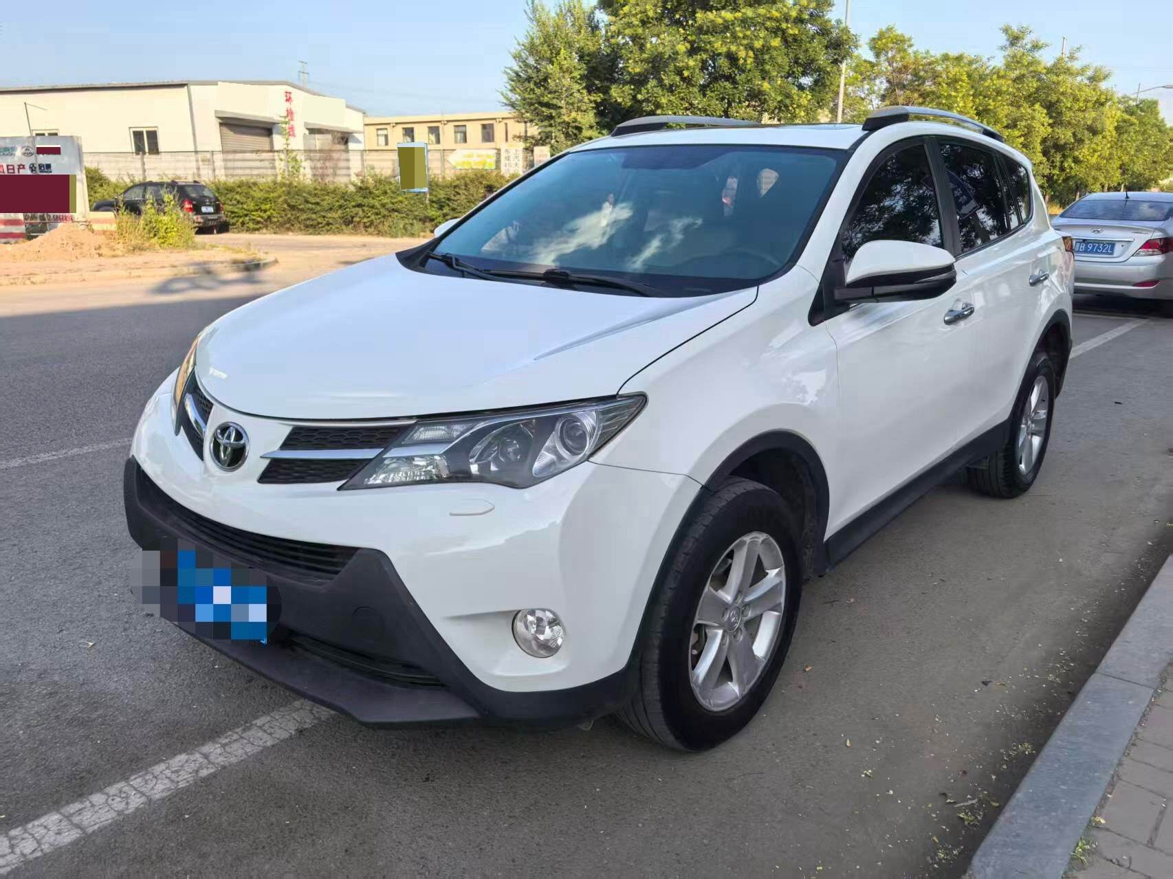 2013 RAV4 2.0S CVT Four-Wheel Drive New Sharp Edition