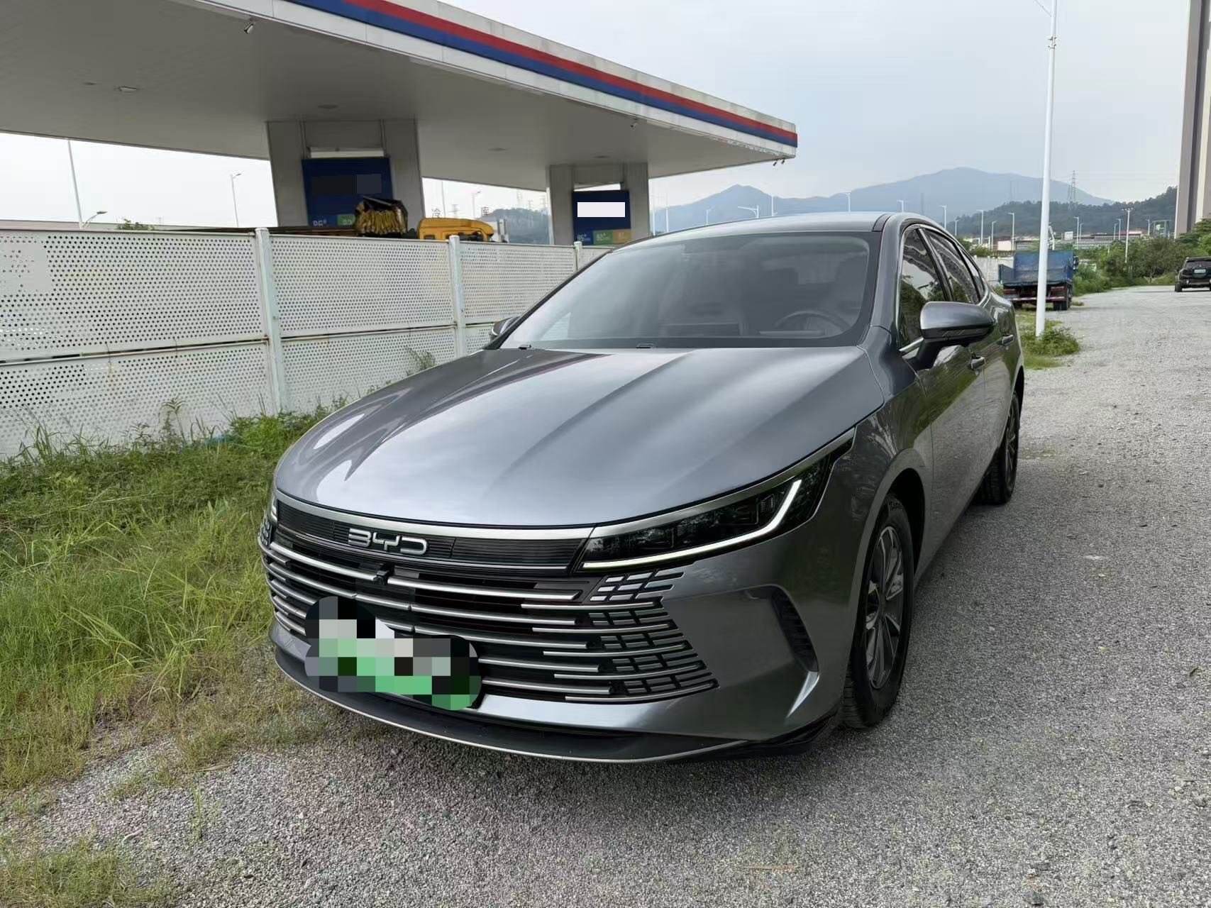 驱逐舰05 DM-i 1.5 Infinite Honor Edition 55KM Luxury