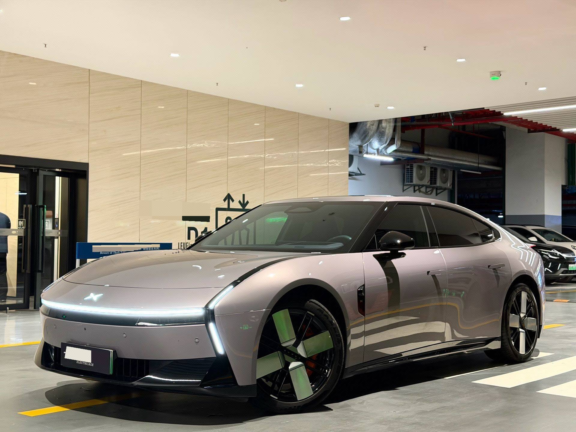 2025 P7 820km Ultra-Long-Range Version