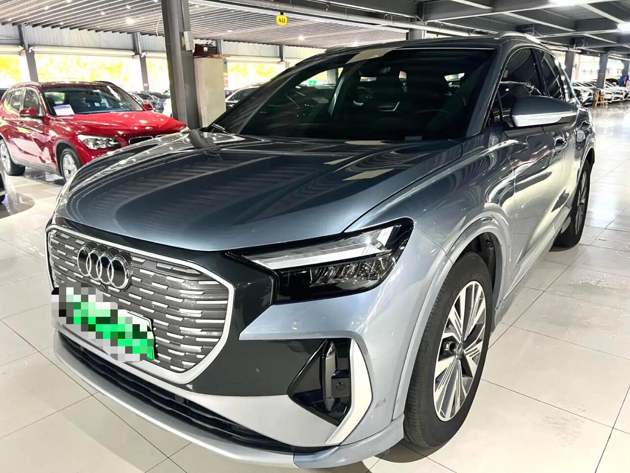 2024 Q4 e-tron 40 Create Edition