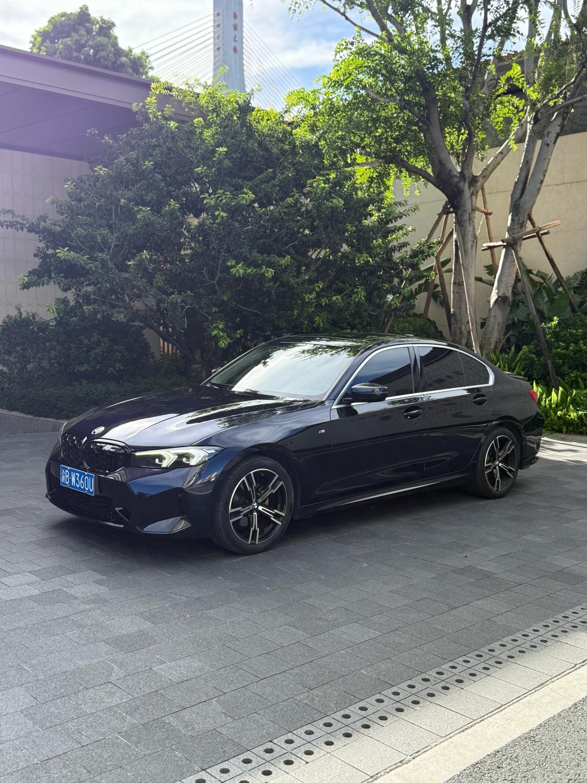 325i 2.0T M Sport Package