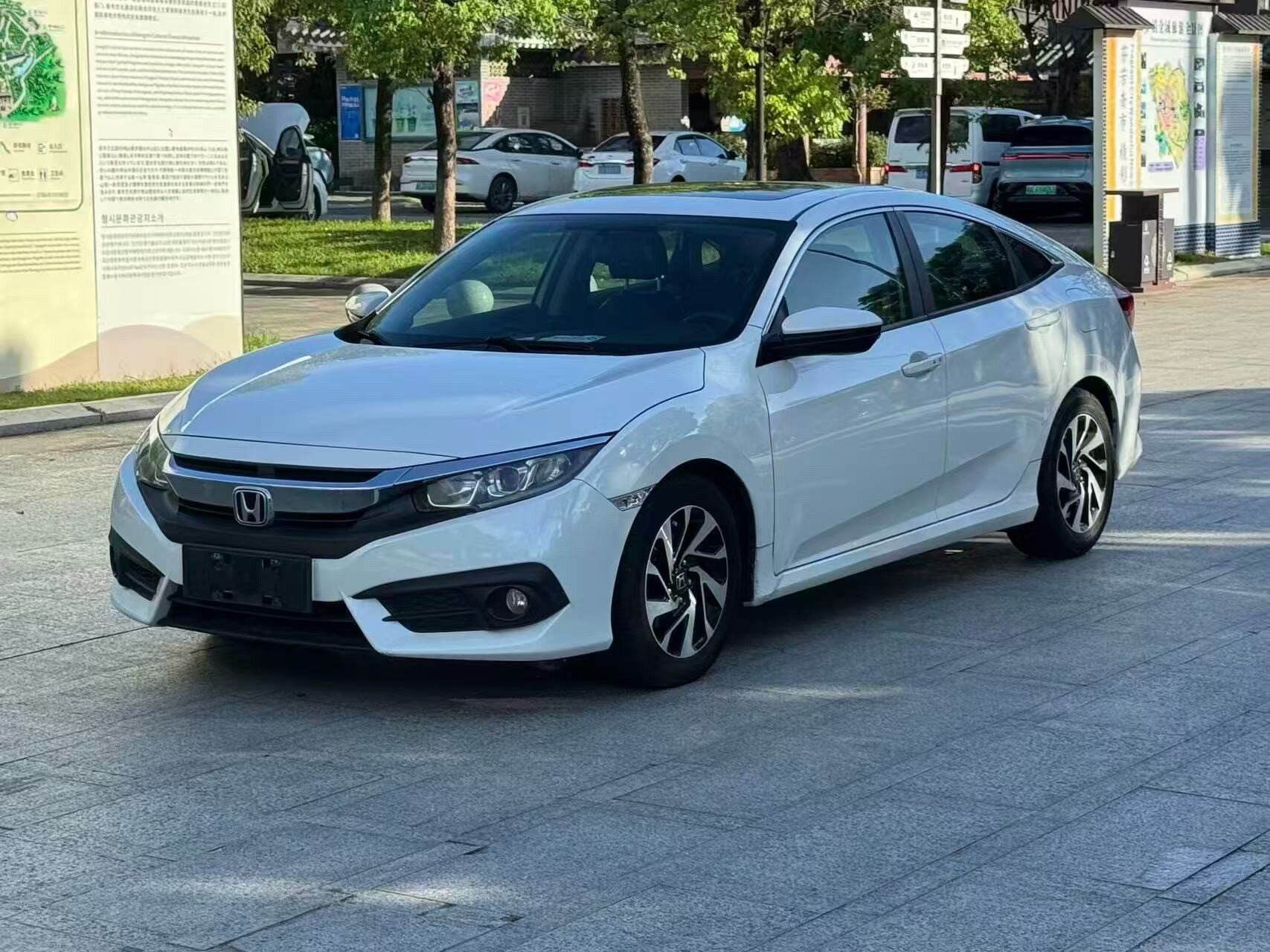 Civic 1.5T CVT 220TURBO Luxury Edition