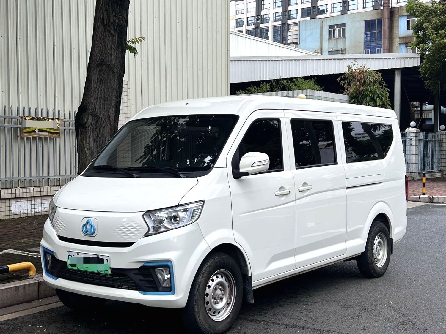 2025 Kuaisuoxing V5 EV Smart Enjoyment Van 2 Seater Ningde Times