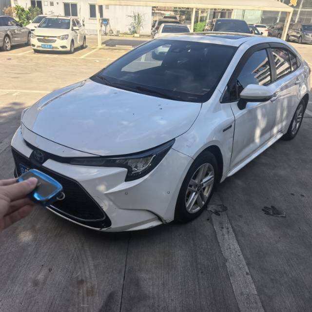 2021 Levin Hybrid 1.8H CVT Luxury Edition
