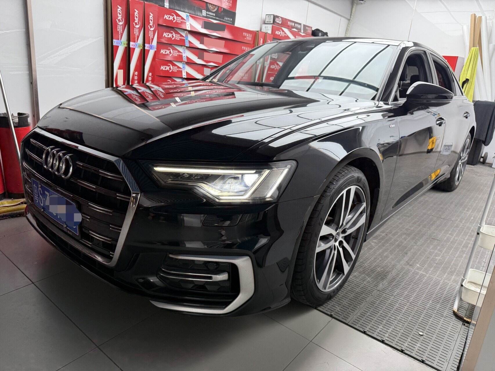 2024 A6L 2.0TFSI 40TFSI Luxury Dynamic