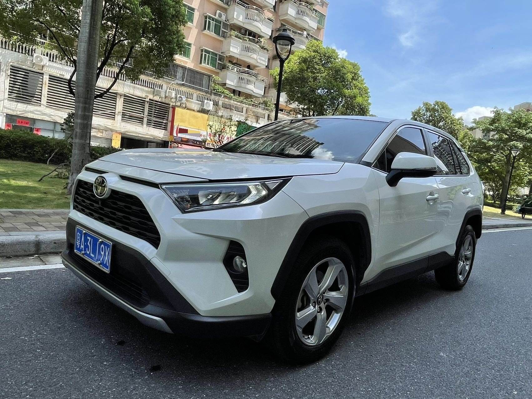 2020 RAV4 Rongfang 2.0 CVT AWD Fashion Edition