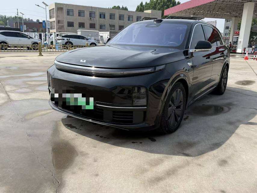 2025 L7 Max Smart Refresh Edition