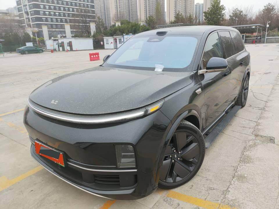 2025 L9 Ultra Smart Refresh Edition