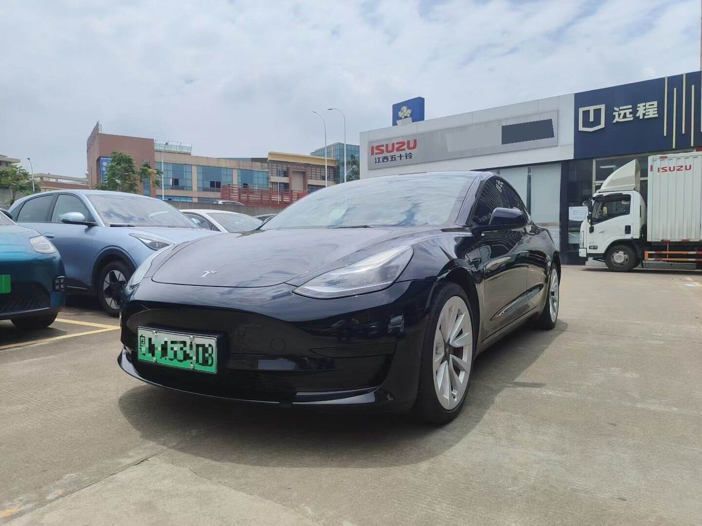 Model 3 Rear-wheel Drive