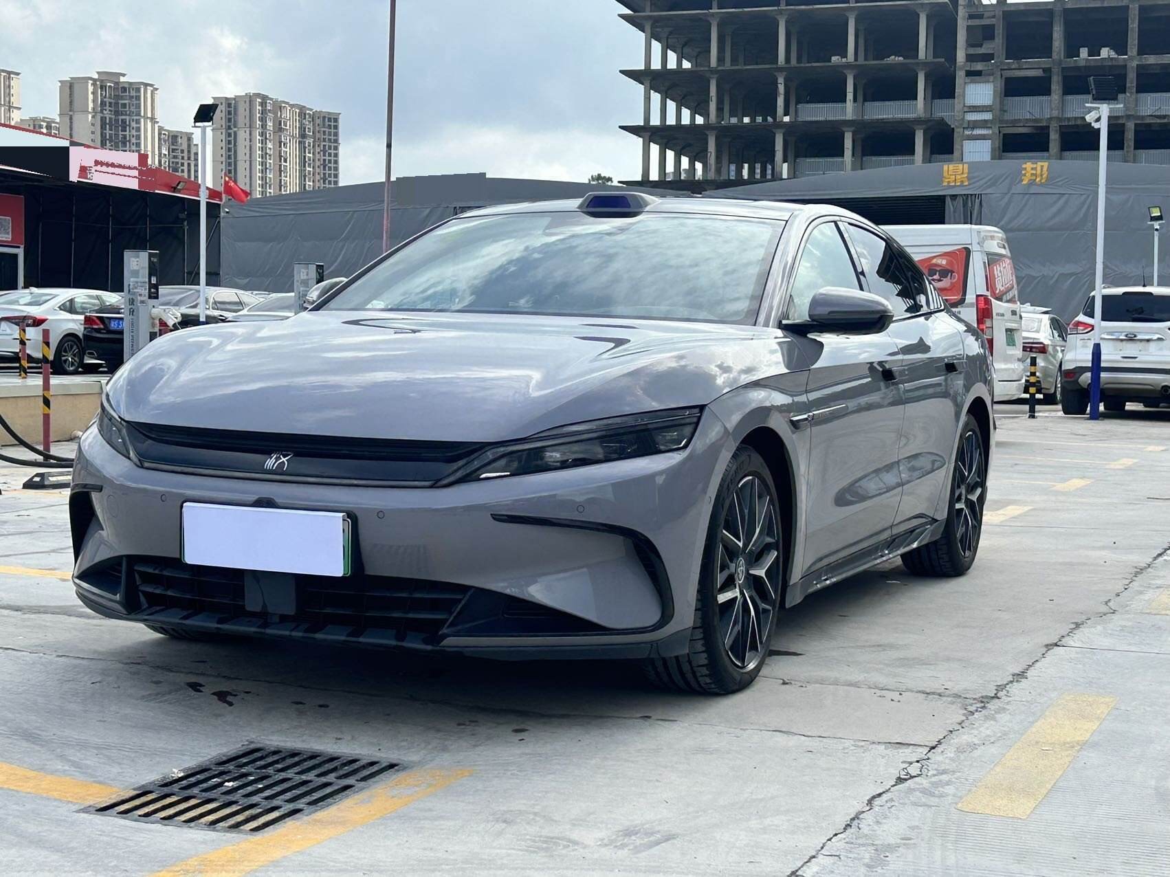 2025 Han DM-i 1.5T CVT 125KM Laser Radar Intelligent Driving Type