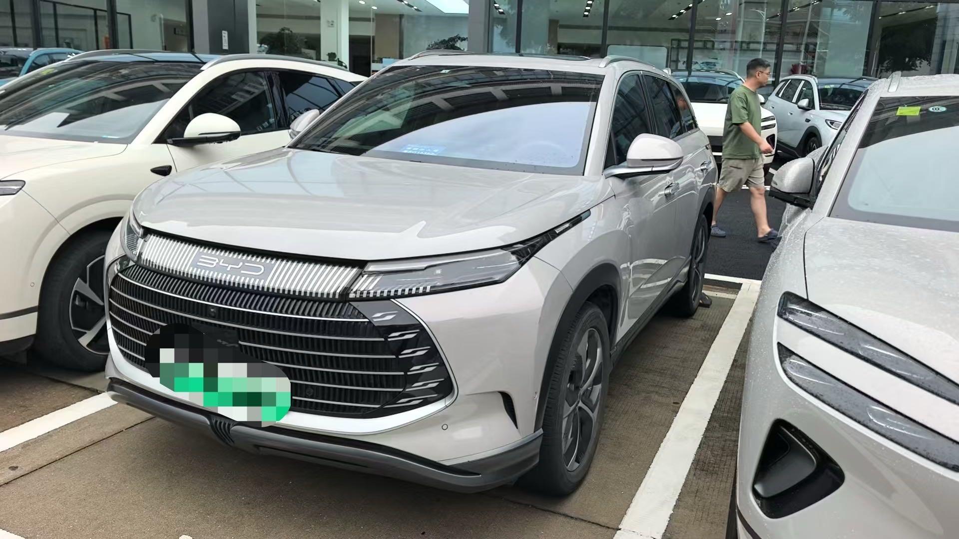 2023 护卫舰07 DM-i 1.5T CVT 100KM 旗舰型