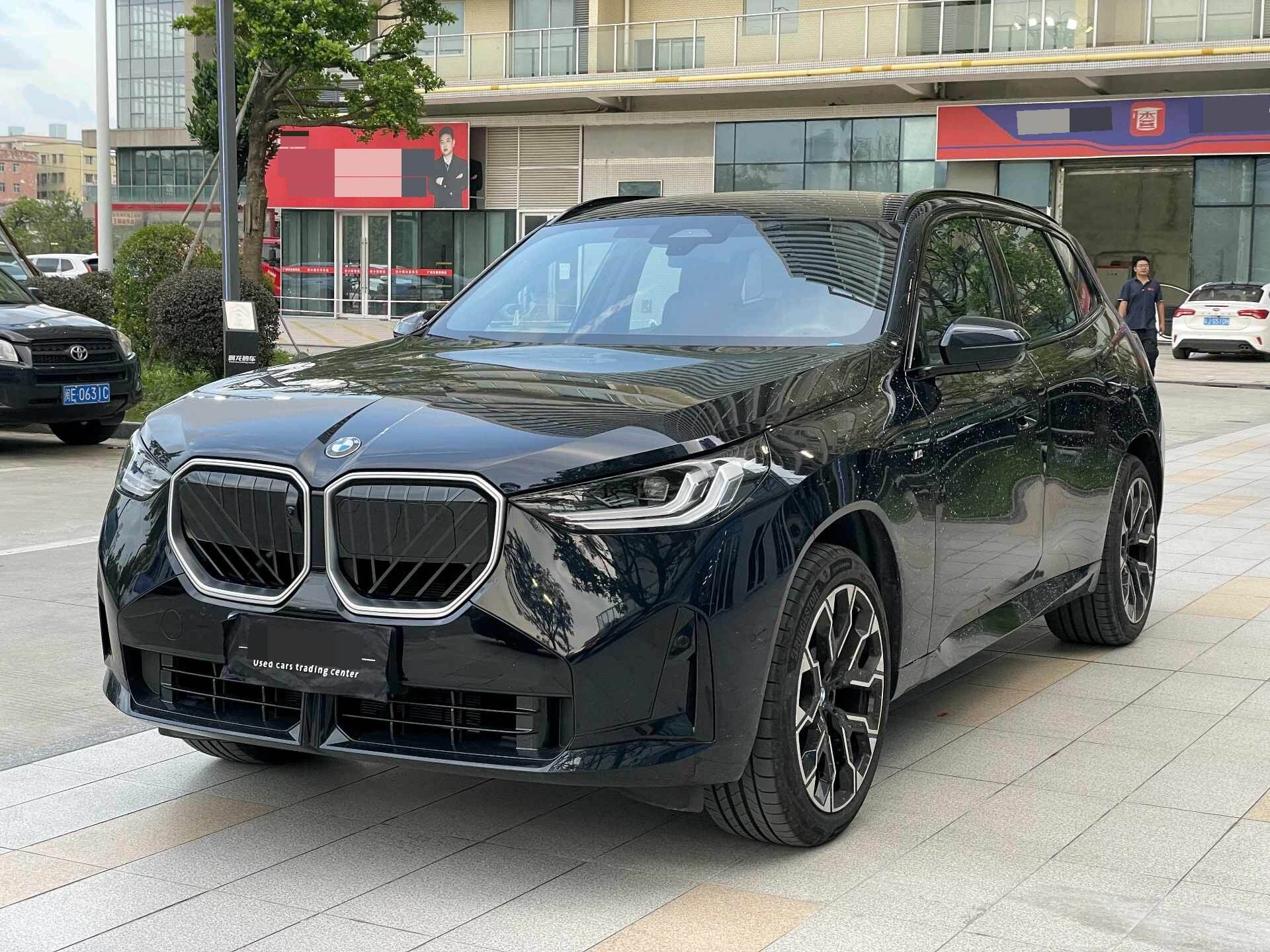 2025 X3 xDrive30L 2.0T Leading Model M Sport Night Sky Package