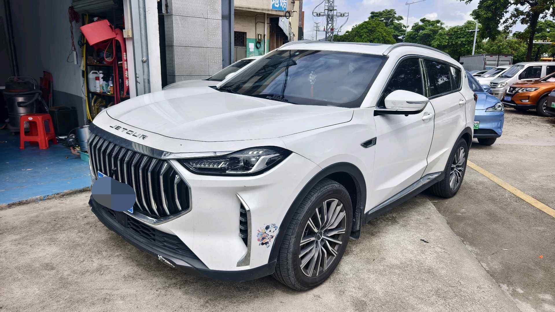 2024 X70 PLUS 1.5T 冠军 Edition PRO 7-Seater
