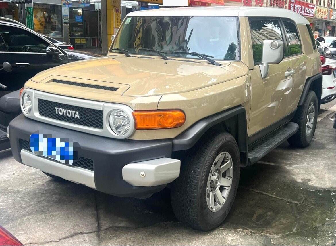 FJ Cruiser 4.0 Middle East Edition