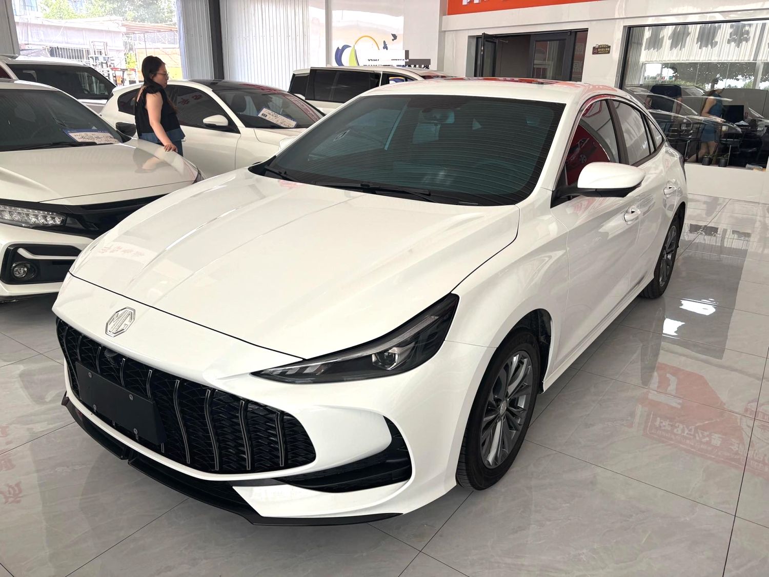 Mg5 1.5 CVT 180DVVT Global Luxury Edition