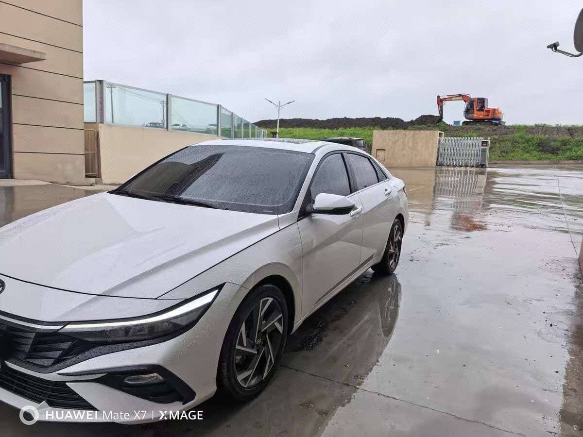 2023 Elantra-Sedan 1.5 CVT GLX Elite Edition