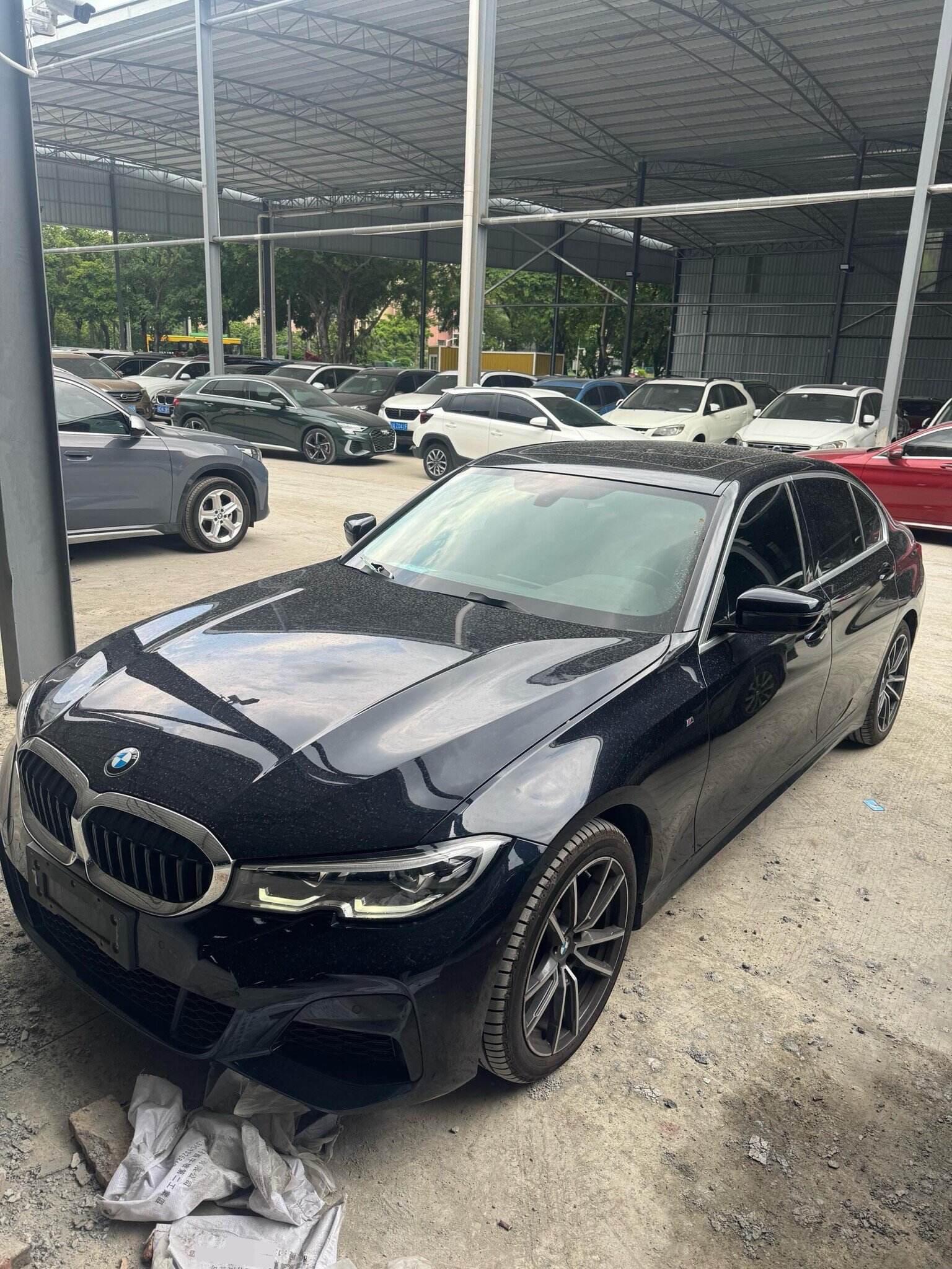 320Li 2.0T M Sport Package (Facelift)