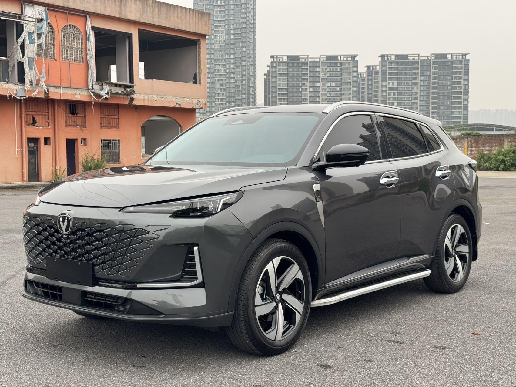 2024 CS55 PLUS 1.5T Prestige Model