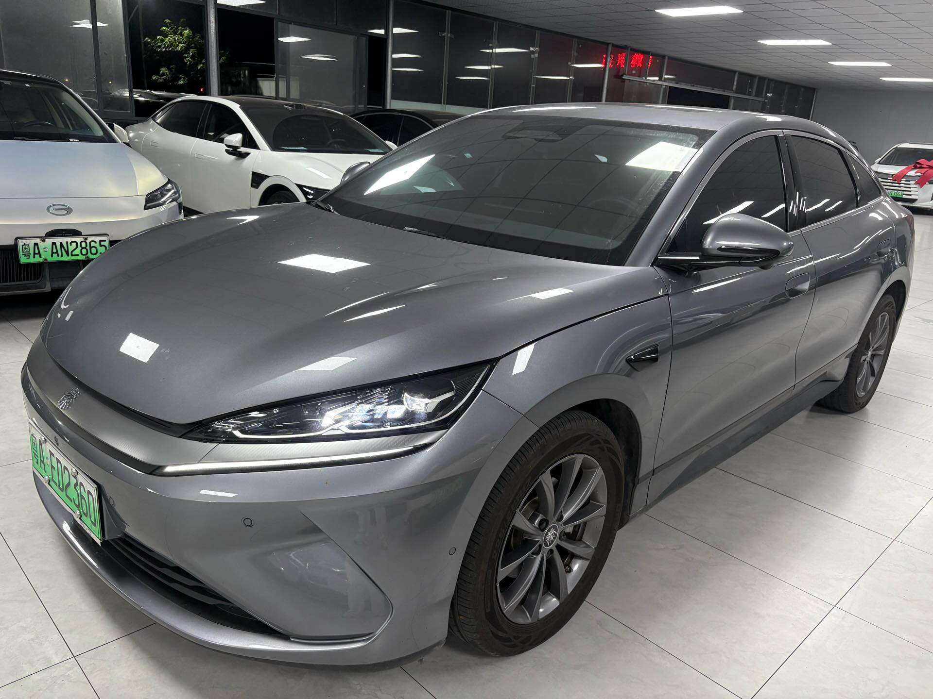 2025 Qin L EV 545 km Beyond Model