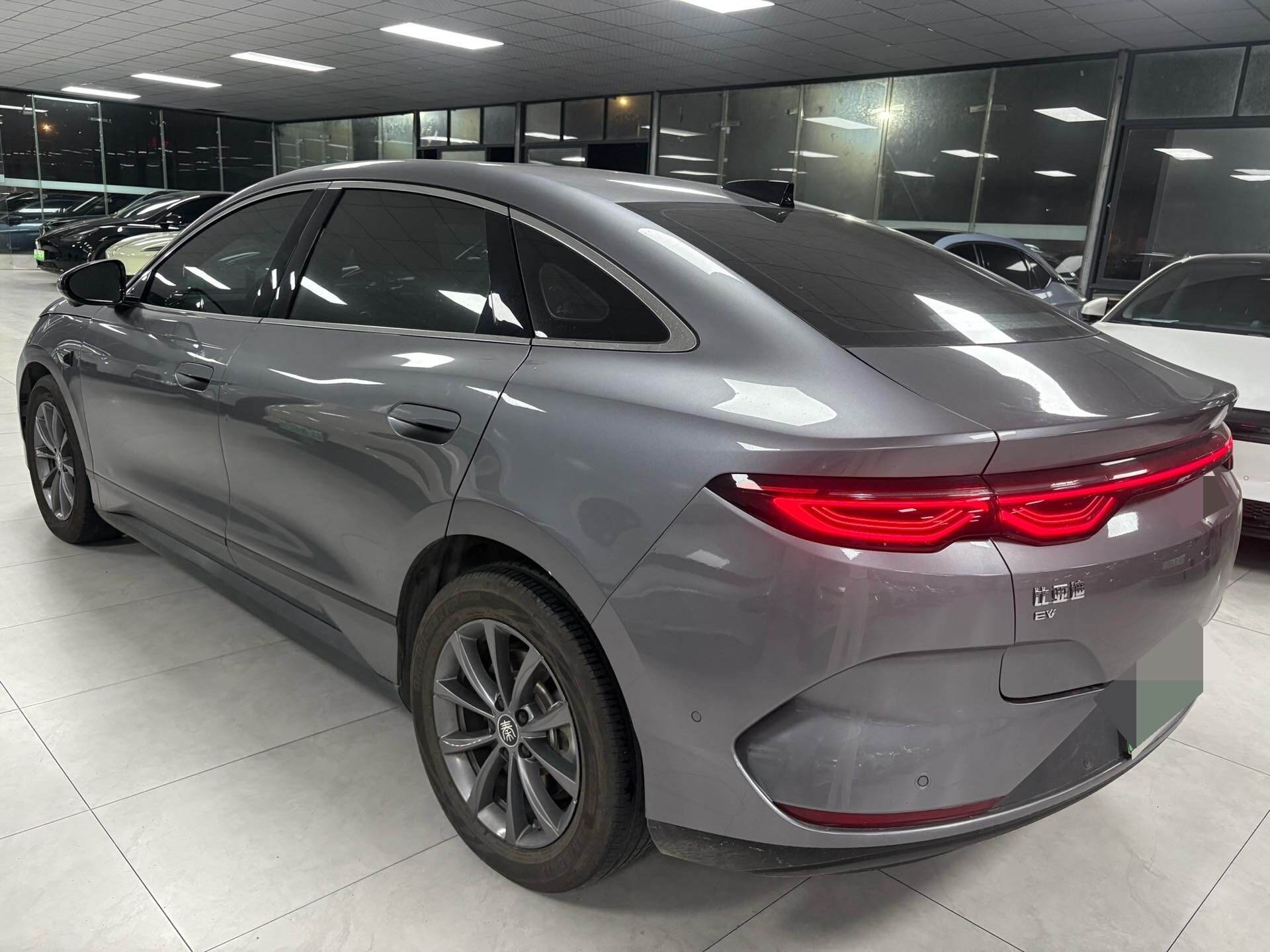2025 Qin L EV 545 km Beyond Model