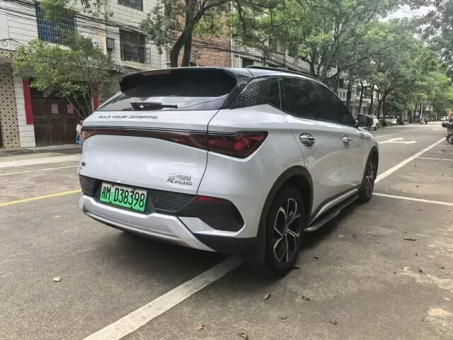元 PLUS 荣耀版 430KM Beyond Type