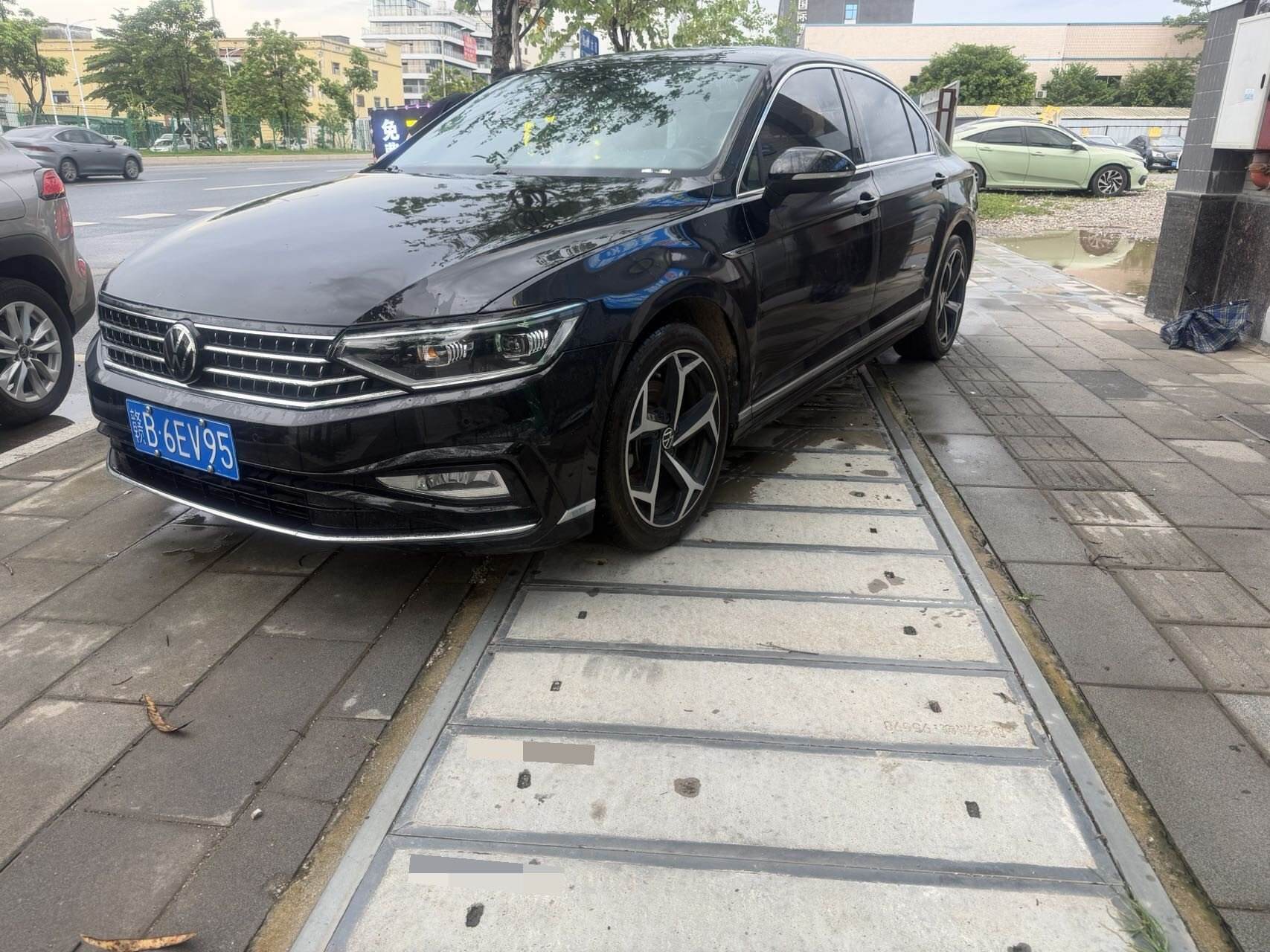 2023 Magotan 2.0TSI 330TSI 200 Ten Thousand Vehicles Commemorative Luxury Edition