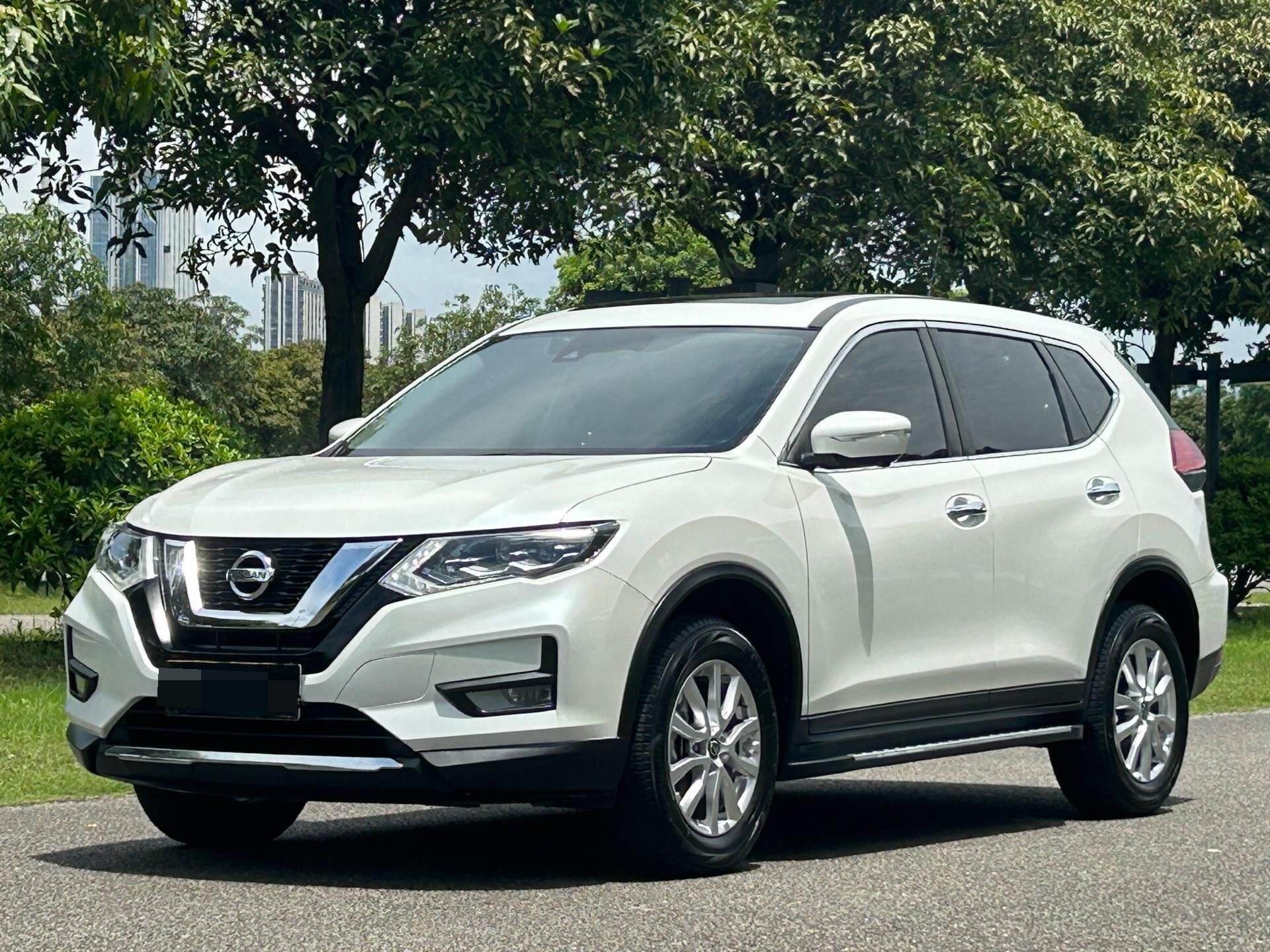 Juke·Honor 2.0 CVT 2WD Intelligent Premium Edition